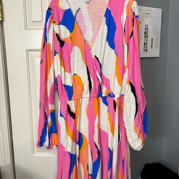 Multi color knee length dress. Wore twice - Picture 2 of 2